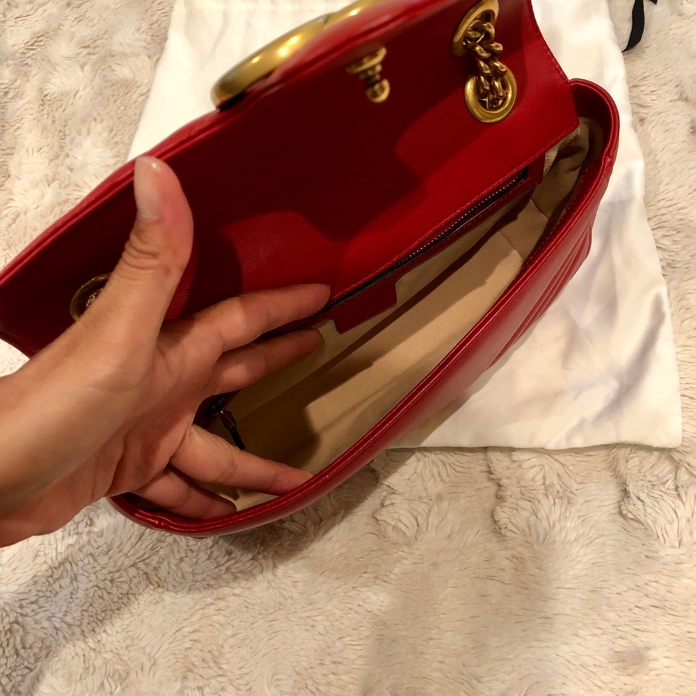 SOLD!!! Gucci Marmont Small Matelasse Shoulder Bag - Picture 2 of 6